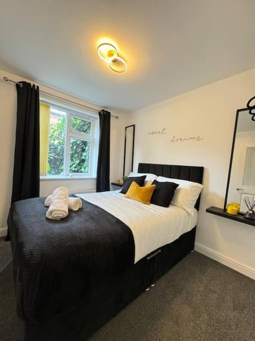 Luxury Cozy 3 Bed Apartment 5Mins From City - Free Parking! Nottingham Extérieur photo