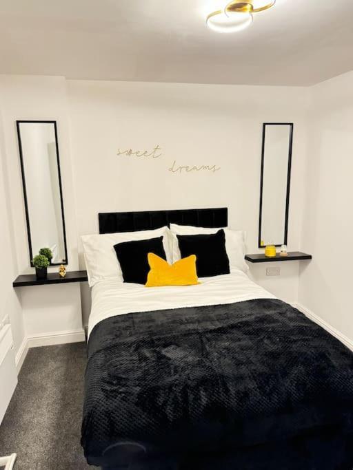 Luxury Cozy 3 Bed Apartment 5Mins From City - Free Parking! Nottingham Extérieur photo
